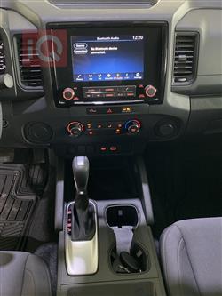 نيسان فرونتر